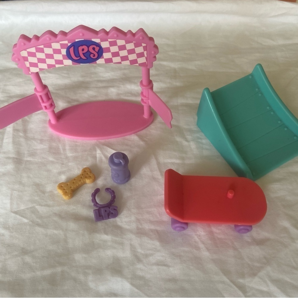 Littlest Pet Shop Trainin' Park Set Racing fun - Picture 6 of 11